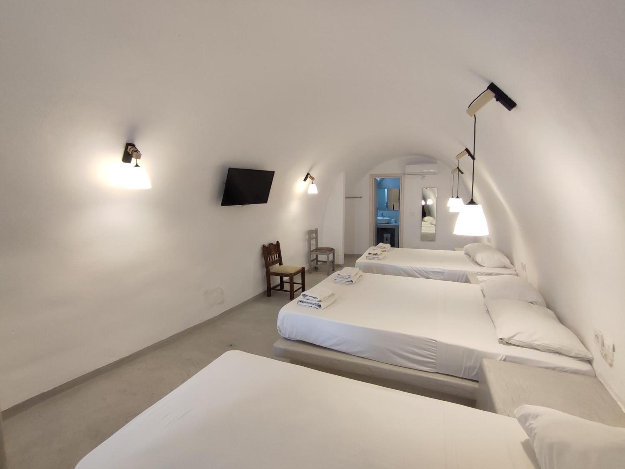 Magic Caves Rooms- Fira Center Esterno foto
